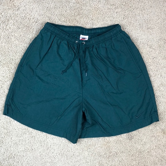 looney tunes nike shorts